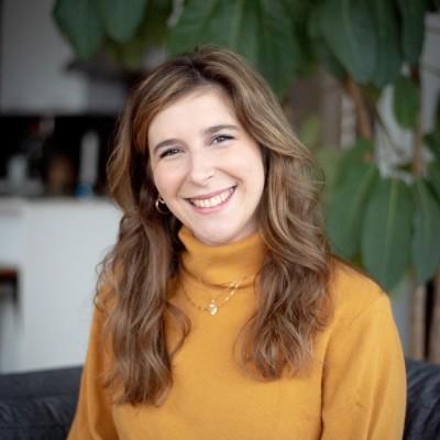 Jennifer Couttet